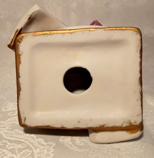 Vintage Japanese Figurine (porcelain)
