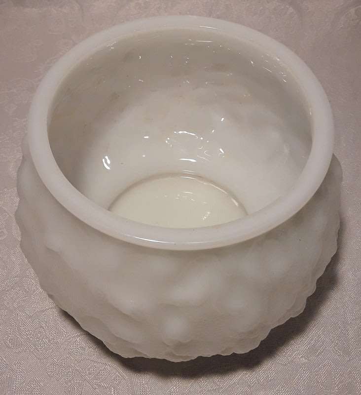 Gorgeous Vintage White Milk GLass Vase