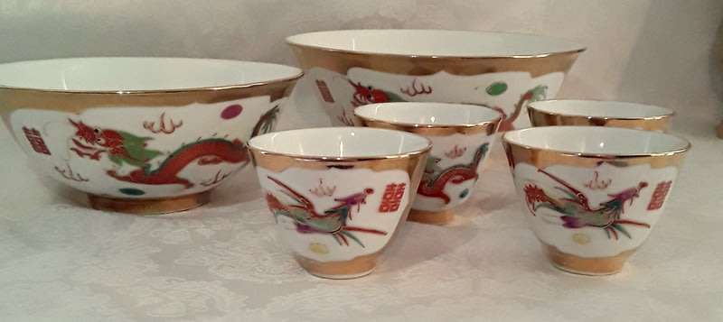 Striking set of Chinese bowls