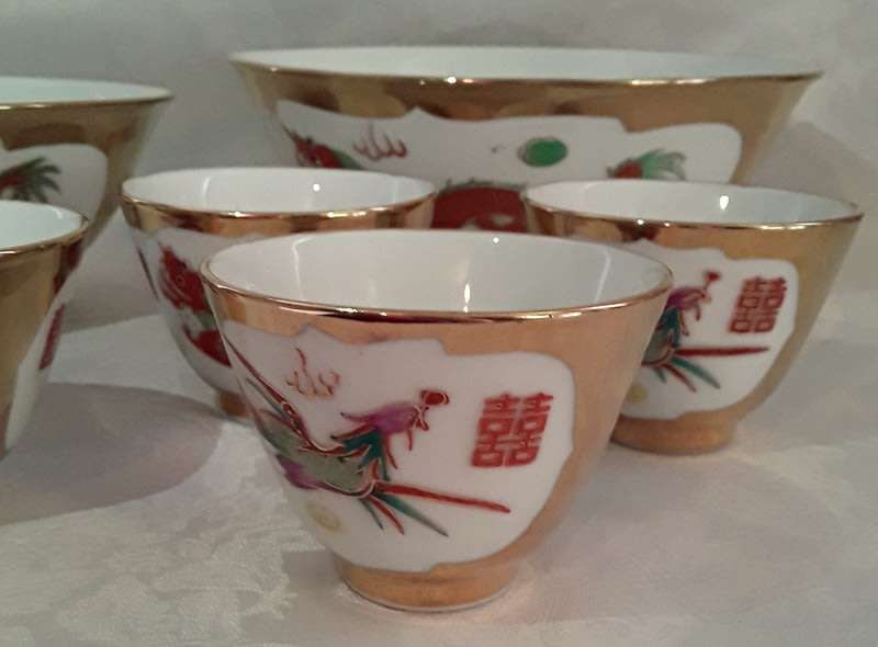Striking set of Chinese bowls