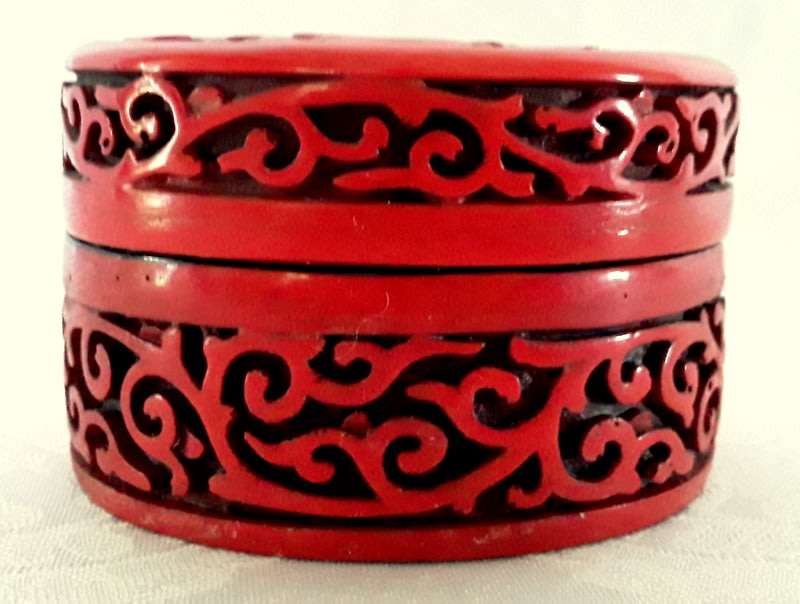 Asian Miniature Lacquer Jewellery Trinket Box