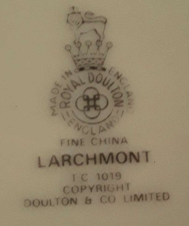 Vintage 1950s Royal Doulton Larchmont Demitasse Cups & Saucers