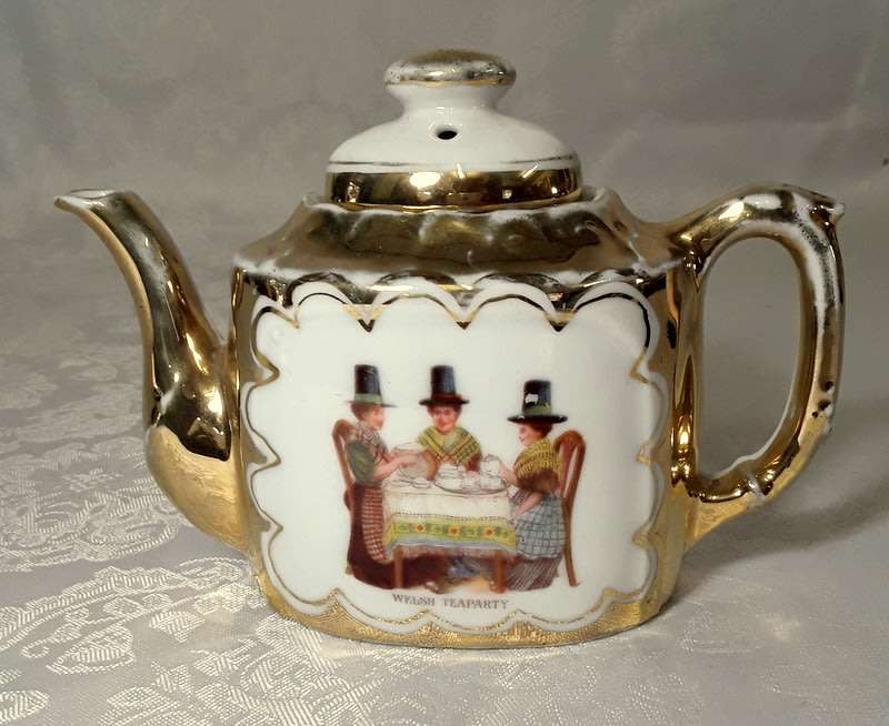 Welsh Tea Party mini Tea Pot