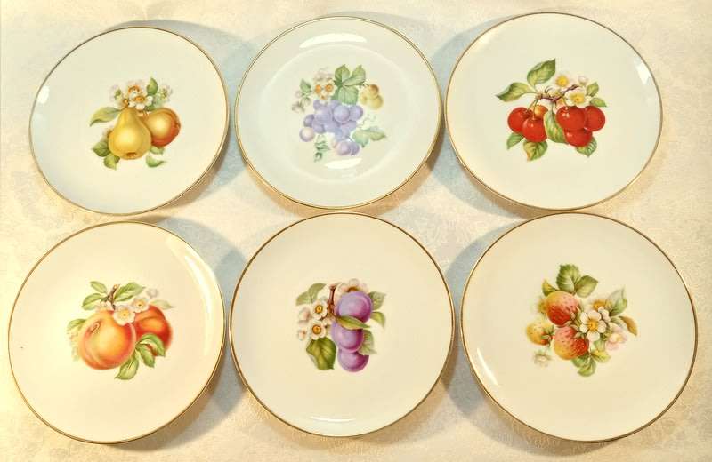 Vintage Bavaria Germany Set of 6 Fruit Plates Hutschenreuther 1946 -1948
