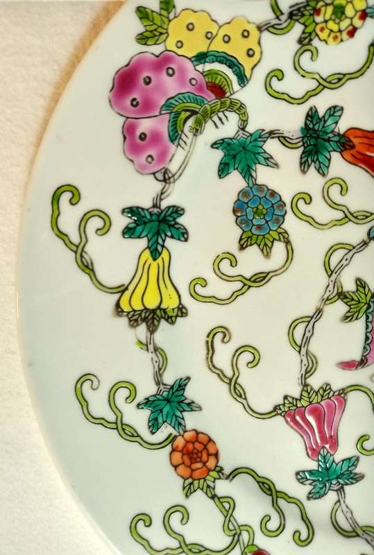 Unique hand crafted side plate