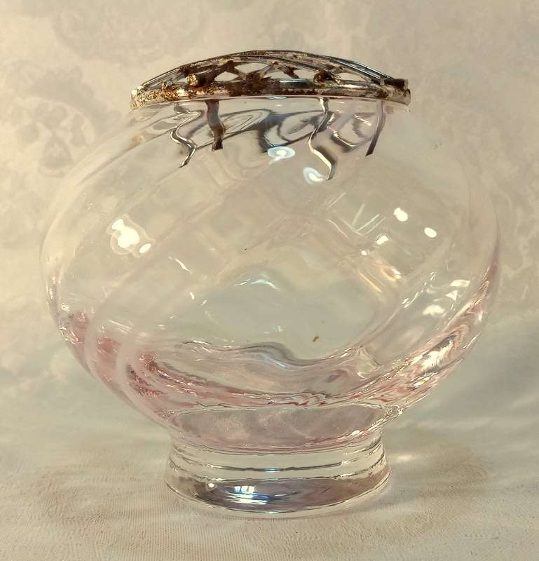 Vintage Crystal Posy Vase  Pink & Clear Swirl Posy Art Glass