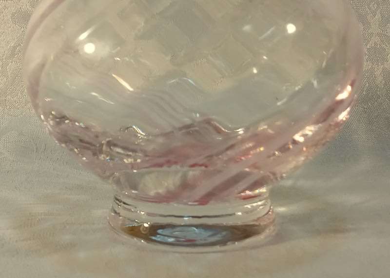 Vintage Crystal Posy Vase  Pink & Clear Swirl Posy Art Glass