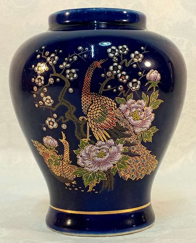 Royal blue Japanese Vase with beautiful peacocks