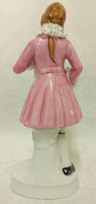 Stunning Victorian style Gentlemen Figurine