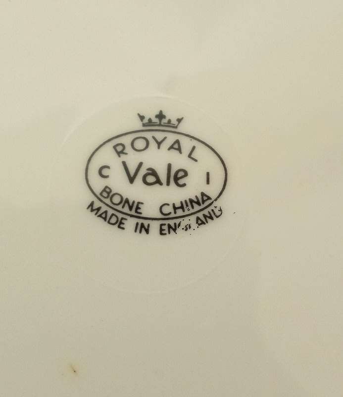 Royal Vale Large Bone China Cake Plate