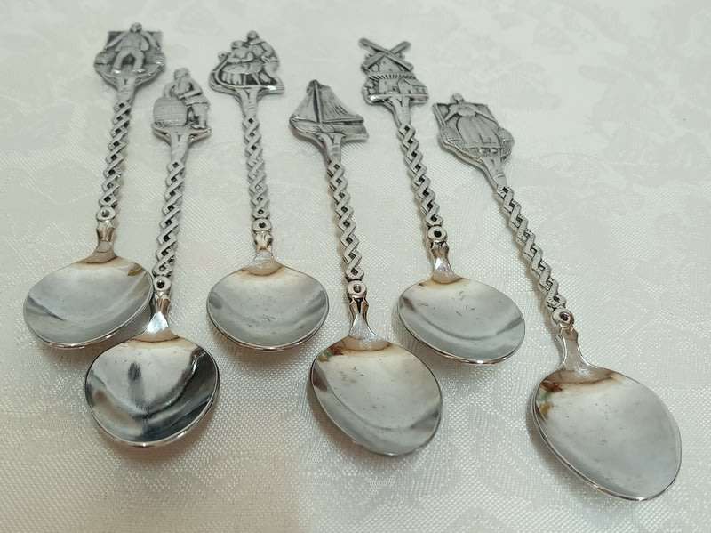 Royal Dutch Silverworks Holland  Elwezetta Vintage tea spoons