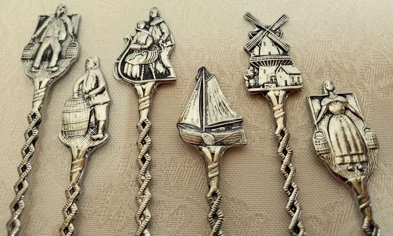 Royal Dutch Silverworks Holland  Elwezetta Vintage tea spoons