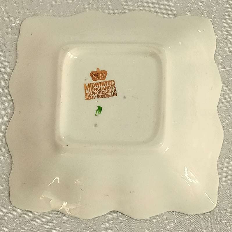 Vintage Midwinter, Staffordshire Semi-Porcelain Dish (1946 - 1949)