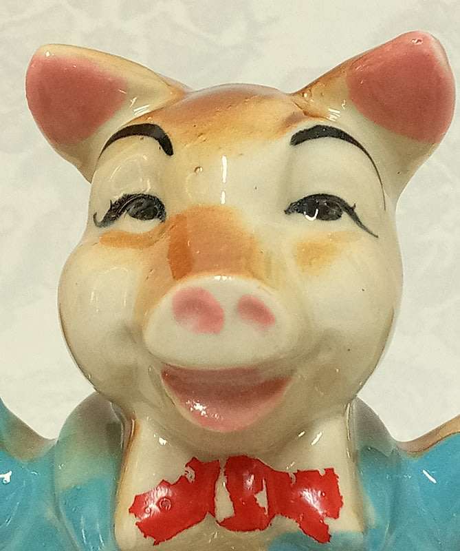 Vintage Pig Holder with two Piglets for salt and pepper