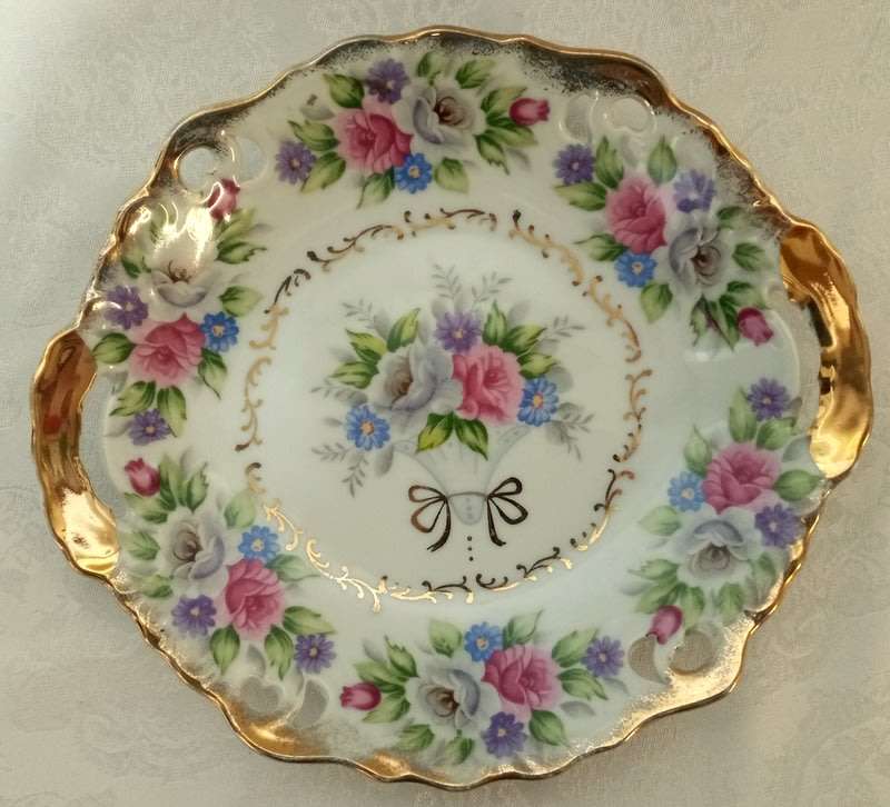 Vintage handled plate by Bouquet by Shafford 3178