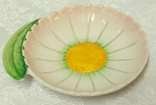 Carlton Ware Daisy Butter Dish