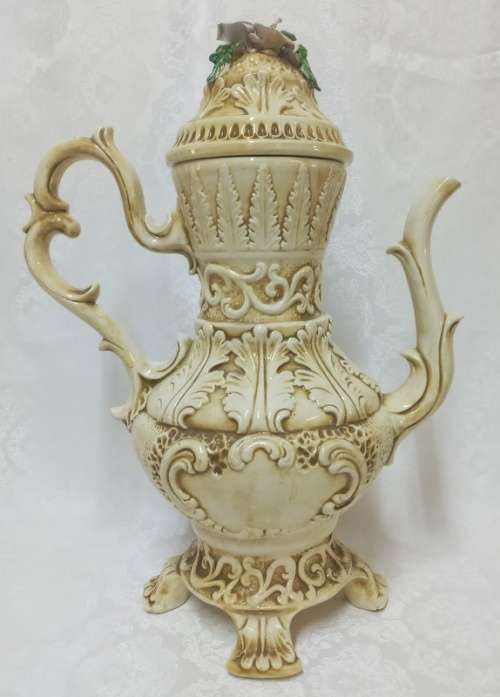 Impressive Vintage  CAPODIMONTE large teapot