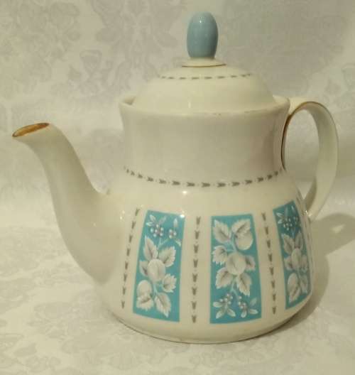 Vintage Royal Doulton Hampton Court Tea for Two