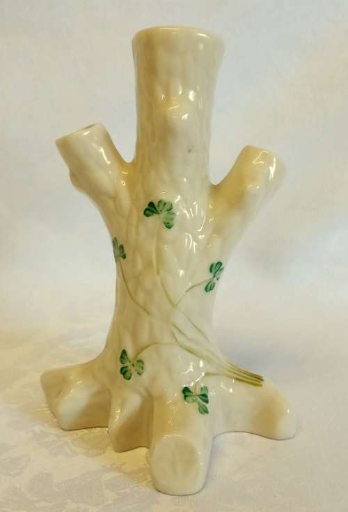 Vintage Belleck Shamrock Tree Trunk Vase.  4th Mark 1946  1955.