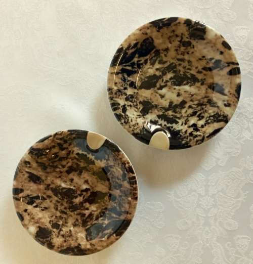 Two contemporary Villeroy and Bosch Small Ashtrays