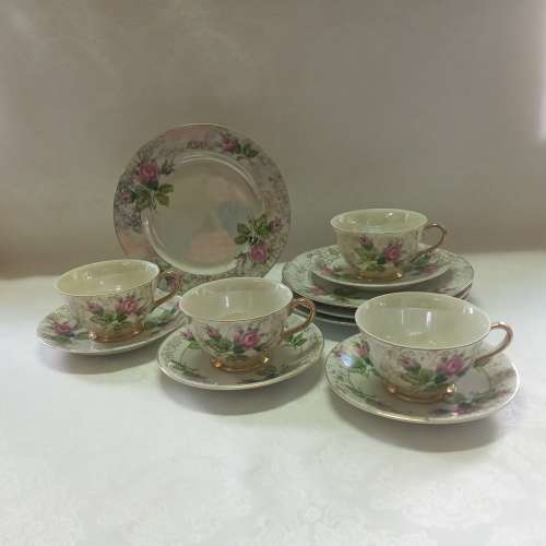 Lusterware - Four Trios