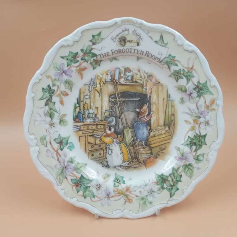 Royal Doulton - The Forgotten Room. Brambly Houses Series
