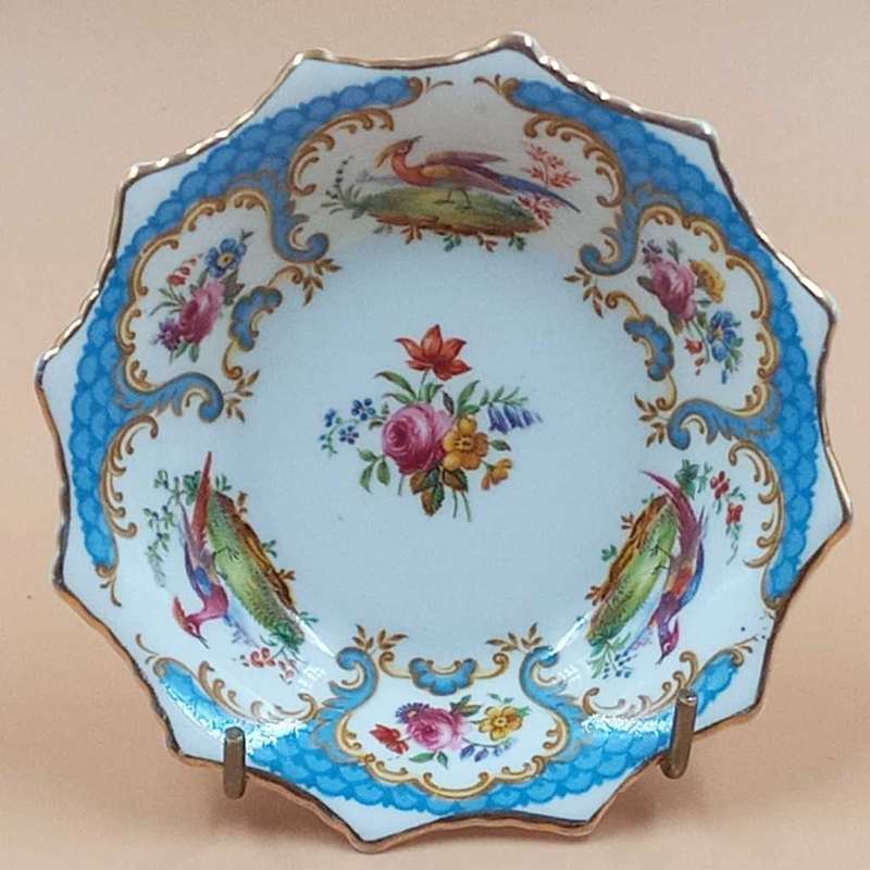 Vintage Grosvenor China, England small pin dish / bowl