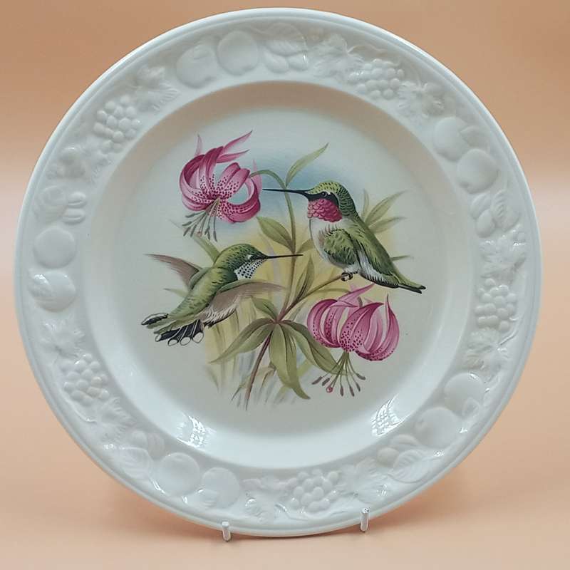 Royal Worcester Company - Palissy England Crown Ware -American Bird Series `Hummingbird`