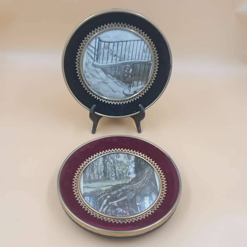 Two vintage pictures in round frames with velvet and brass