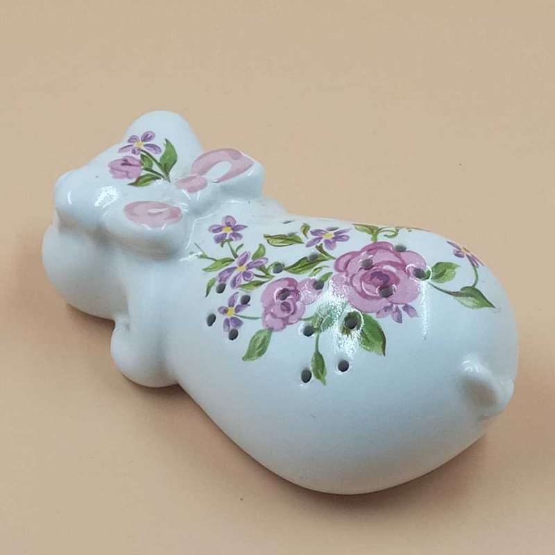 Cat pomander. Made in Brazil.