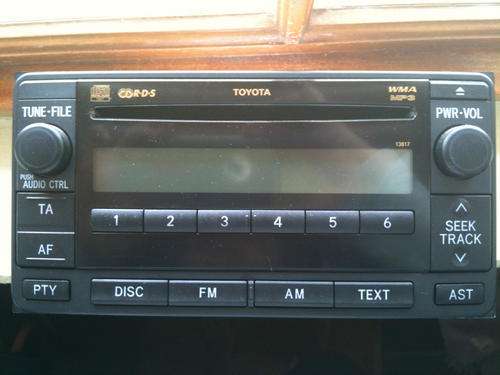 Toyota Hilux 2010 Original Radio