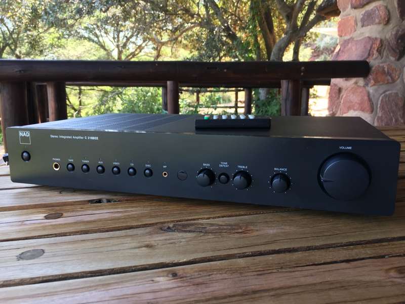NAD 316 BEE stereo amplifier