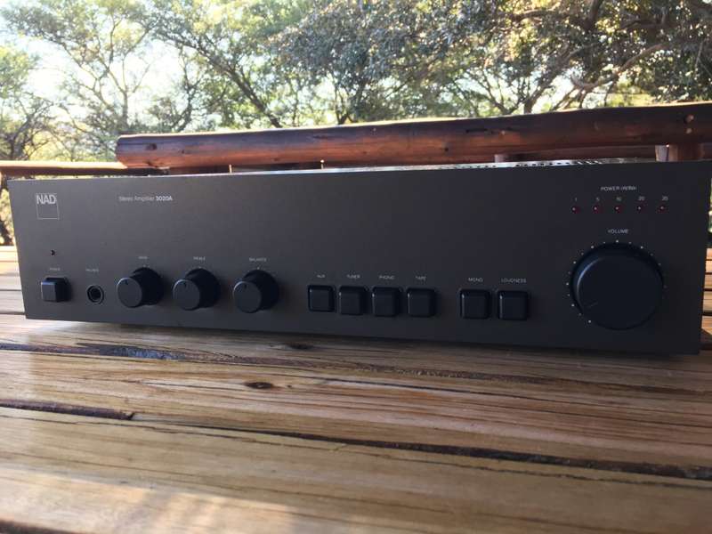 NAD 3020A stereo amplifier