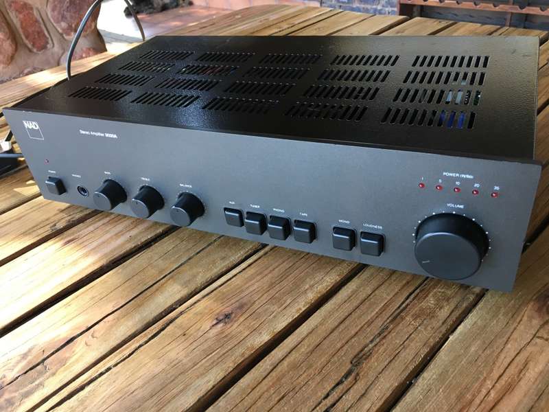 NAD 3020A stereo amplifier
