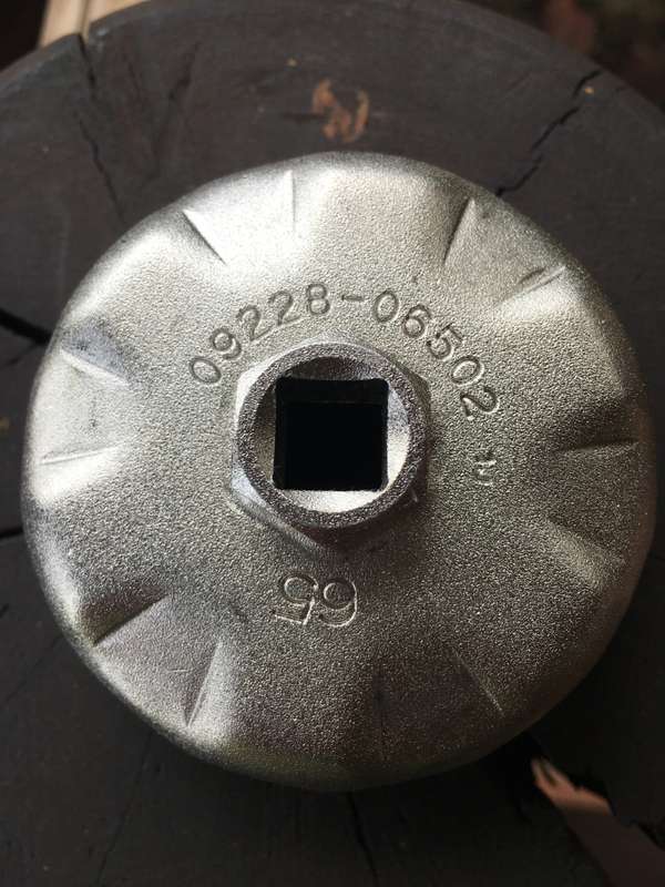 Land Cruiser V8 diesel Oil filter tool (Genuine Toyota Tool)