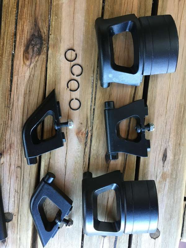 Front Runner expedition rails for Slimline II Roof Rack Single Cab/Double Cab Land Cruiser 70 series