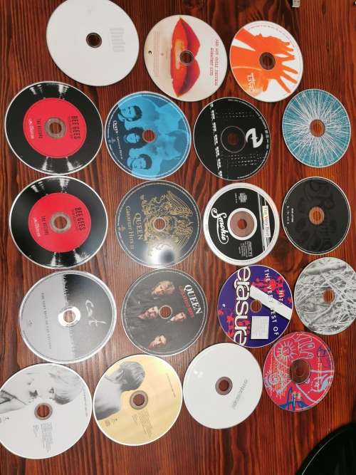 Various CD's - Cranberries, Live, Red Hot Chilli Peppers, Evanenescence plus 16 more!