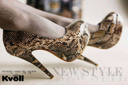 !!NEW!! Designer Snake Skin Pumps Brown ( Size 2 - 6 )