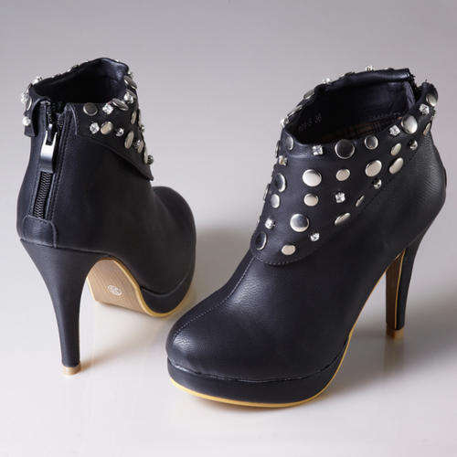 !!NEW!! Ancle Boots Black ( Size 3 - 6 )