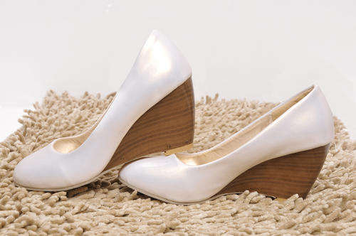 !!! PLUS SIZE !!! Classic Wedge in Pearl ( Size 2 - 10)