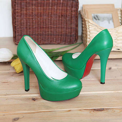 !!MUST HAVE!! Pumps in Grassy Green( Size 2 - 6 )