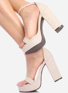!!!NEW!!! Italian Design Thick Heel Sandals in Cream ( Size 2.5 - 6 )