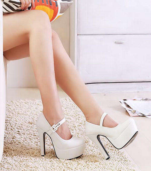 !!! NEW !!! Mary Jane Platforms in White (Size 2 - 6)