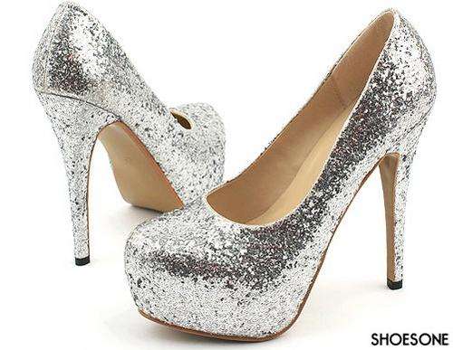 !!!NEW!!! SILVER PUMPS ( Size 2.5 - 6 )