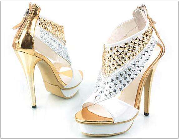 !!!NEW!!! White and Gold High Heel Sandals ( Size 2.5 - 6 )