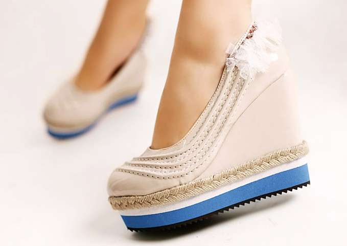 Designer High Wedges in Cream