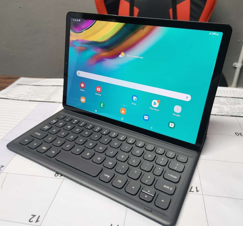 Samsung Galaxy Tab S5e - 4GB | 64GB | LTE & WIFI | 10.5"