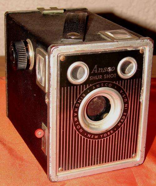 Vintage Ansco Shur Shot 1948-6x9 Rollfilm Box camera