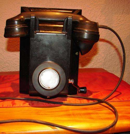 Vintage Farm telephone which works through a switch board-Nommer asseblief" Complete  in good cond