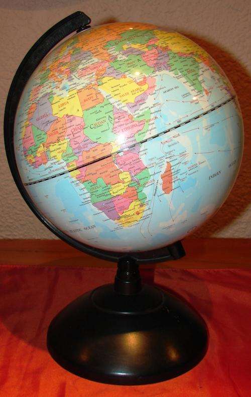 Metal Globe on Plastic Pedestal-Dia. 20 cm - Good condition.